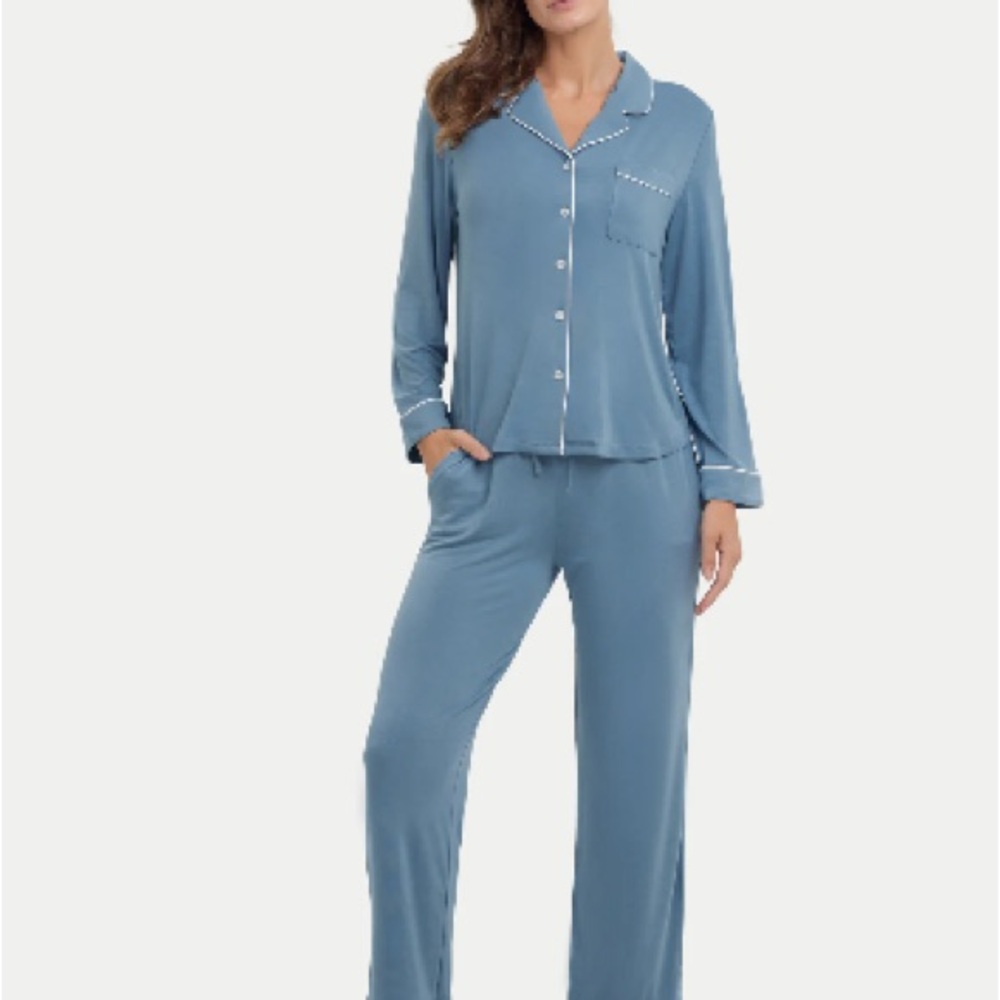 Eden & Om New Women's Blue Pajama Set 💙🩵